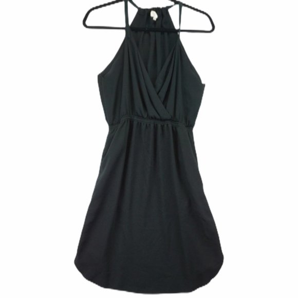 Aritizia Wilfred V Neck High Back Sleeveless Dress